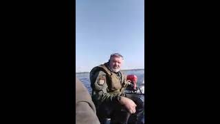 Лодка романтика с болотоходом "Hardliner" 7 л.с