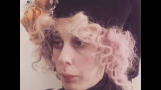 ШЛЯПА \ АКТРИСА ИРИНА ГОРБАЧЕВА