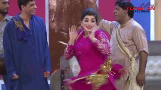 Yaar Tera Superstar Desi Kalakaar And Mola Nu Mola Na Mere Mola Nahi Marda || Funny Stage Drama Song