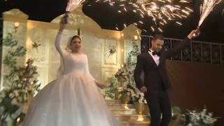 العريس والعروسه دخلو الفرح بالصواريخ ?❤️? ولعو الفرح