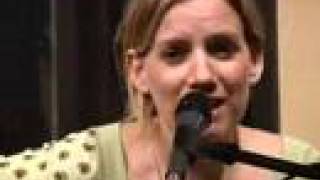 Katie Herzig performs "Songbird" at WDVX
