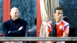 Thiago Alcantara watching Team Training with Matthias Sammer | Alcantara besucht FC Bayern Training