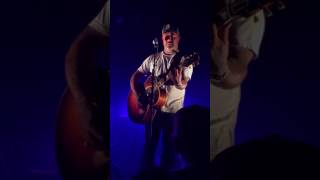 Aaron Lewis' emotional tribute to Chester Bennington