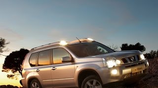 Замена ламп ближнего света и замена предохранителей на Ниссан Икстреил (Nissan X-trail) Т31