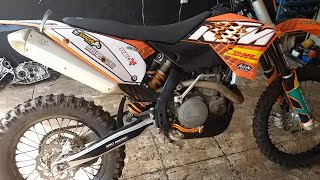 KTM 530 de trilha IMPORTADA, Limpeza de carburador e troca de oleo - Oficina do Feroldi - Guaruja/SP
