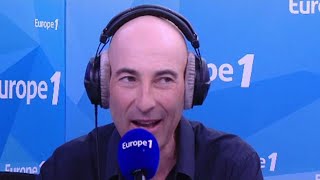 Emmanuel Macron :"Donald Trump m'a proposé de bombarder Notre-Dame-des-Landes !"