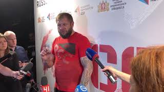 Александр Емельяненко про Олейника: "Он молодец, спасибо ему"
