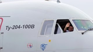 Внуково Ту-204-100(B/E) RA-64020 Red Wings VKO / UUWW