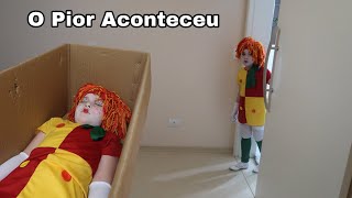FIQUEI PRESA NA CAIXA