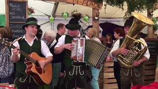 Im Weingarten / Sunnseitn Musi