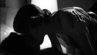 Emily & Paige Love Scene 4x19 Pretty Little Liars