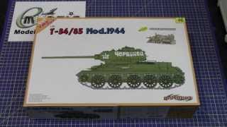 Cyber-Hobby 1/35 Russian T-34/85 MOD.1944 # 9146 www.eModels.co.uk