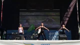 Port de bras/FORTIS_KHARKIV/Holi Festival Of Colours /Ben Leela - Dreaming A Dream