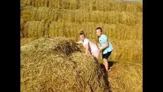 Деревня,на сеновале =)The village, in the hayloft =)