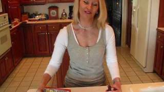 Betty's Quick Tip 25--How to Make Chocolate Curls for Garnish