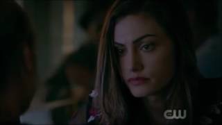 The Originals 4x06 Hayley talks to Freya about her parents
