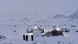 شاهد ثلوج مركز علقان في تبوك الجمعه 10-1-2020