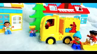 Lego Duplo  Новый год в горах. Lego Duplo New year in the mountains. Santa's Winter Holiday.