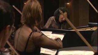 Mitsuko Uchida performs Mozart's Piano Concerto #20- Romanze