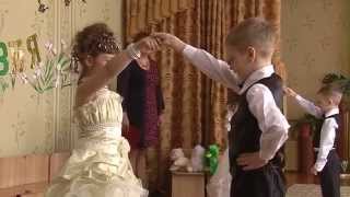 Утренник 8 марта гр Журавлики 2014г