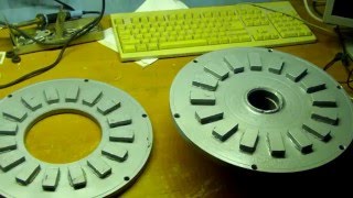 как наклеить магниты на ротор аксиального генератора