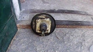 Замена Вакуумного усилителя тормозов .