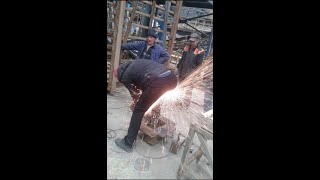 СРАБОТАЛА ЗАЩИТА ОТ ЗАКЛИНИВАНИЯ БОЛГАРКИ BOSCH GWS 15-150 CI PROFESSIONAL
