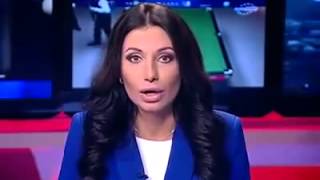 Ведущая новостей показала класс в прямом эфире - News presenter showed class live online