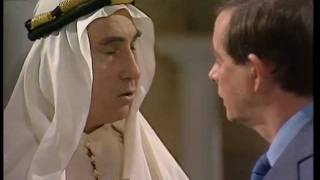 English Customs - Yes, Minister - BBC