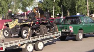 Колона техніки, врученої Президентом України Петром Порошенком, вибула на кордон