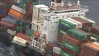 Container Ship lost part of its cargo in rough seas 01/06/18