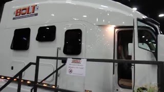 Жизнь в грузовике: Супер спальник Kenworth T680