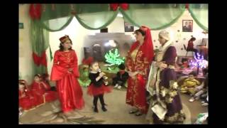 Gence Seheri 3 Sayli Korpeler evi, Usaq Baxcasi Novruz senliyi.