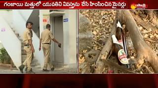 Minor Boy Cuts Young Girl With Blade In Hyderabad | దారుణం.. అమ్మాయిని వివస్త్రను చేసి..