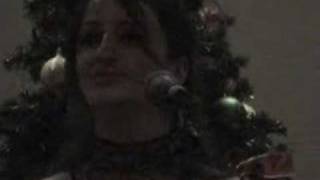 "I'm Dreaming of a White Christmas"+Lyrics -- Diana Plihtiak