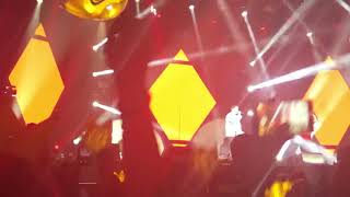 [KPOP] SEUNGRI - BIGBANG MEDLEY (We Like 2 Party + My Heaven+Hands Up+Lies+Crooked+Good Boy+Bae Bae)