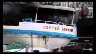 Пожар на теплоходе удалось локализовать