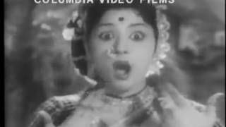 Folk dance - PADMINI- Imaya Malayai idathu kaiyal - Mangalya Bhagyam 1958 - two singers togather