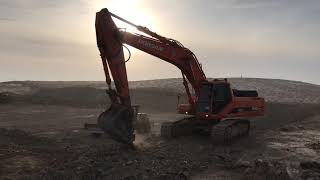 Экскаватор Хитачи 330. Excavator Hitachi 330.