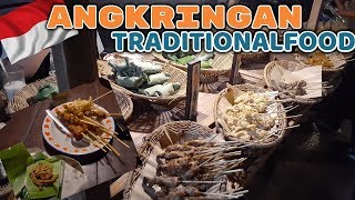 ANGKRINGAN SENDANG | Trying Yogyakarta's Traditional Food w/ Indonesian Friends