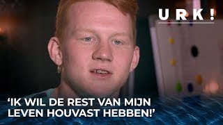 Klaas (18) helemaal zichzelf in het MANNENKOOR | URK!