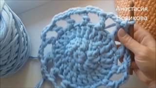 Вяжем коврик из ленточной пряжи крючком