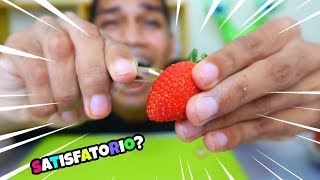 Tentei tirar cravos de um morango!