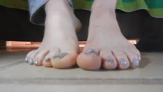 Oh! My Giantess feet