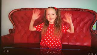 Валенсия НЕ ХОЧЕТ Идти в ШКОЛУ ! Что СЛУЧИЛОСЬ ? Для Детей kids children