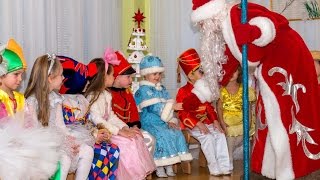 Весёлые игры на новогоднем утреннике в детском саду
