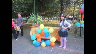Малка-красива певица