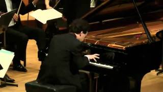 GRIEG Piano Concerto ( Sydney Symphony Orchestra / Ashkenazy / Kissin)