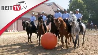 Berufe rund ums Pferd | Die Polizeireiterstaffel - mit dem Pferd durchs Feuer