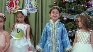 новогодний утренник. СЦЕНКА "Сказка про добрую девочку"